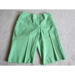 & Trousers Women Green Chino Shorts Size 10